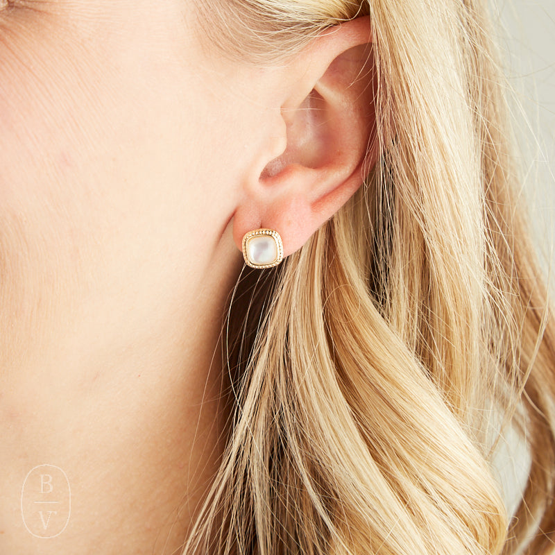 Virtue ABALONE PETITE ROPE TRIM STUD EARRINGS