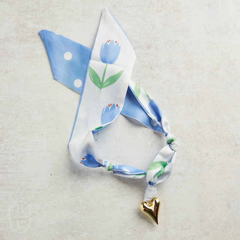 Virtue PUFF HEART ON SCARF NECKLACE Blue Tulip