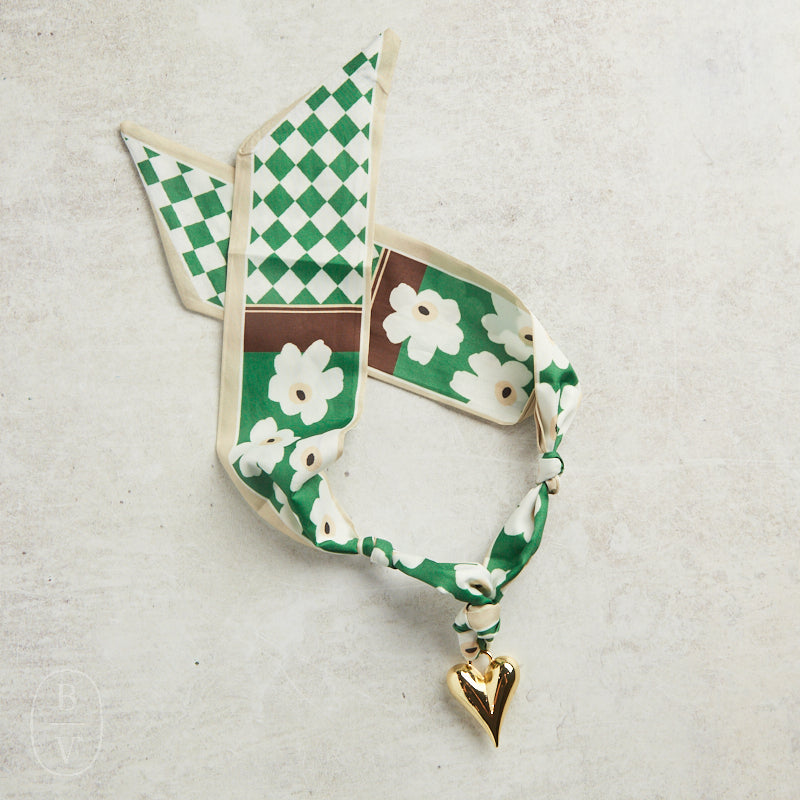 Virtue PUFF HEART ON SCARF NECKLACE Green Check