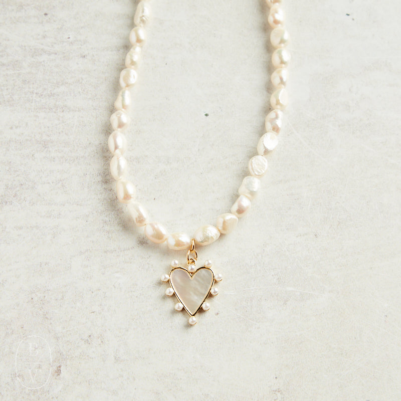 Virtue STUDDED PEARL HEART PEARL NECKLACE White