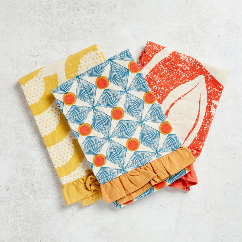 Creative Co-op PATTERN AND RUFFLE PRINTED TEA TOWEL