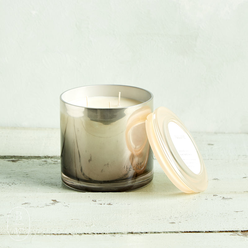 Illume SEASONAL STATEMENT GLASS CANDLE Winter White