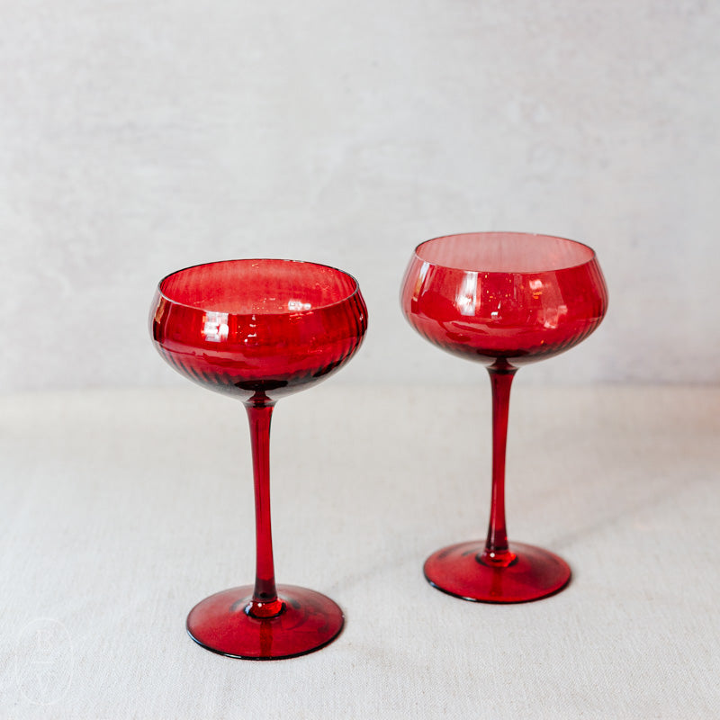 Creative Co-op HOLIDAY STEMMED CHAMPAGNE COUPE GLASS Red