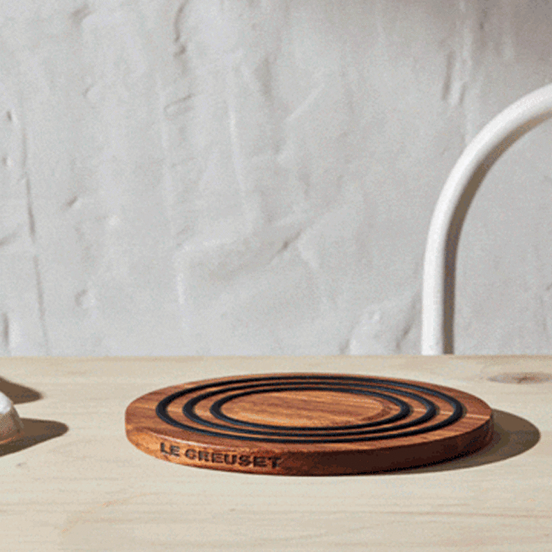 Le Creuset MAGNETIC WOODEN TRIVET