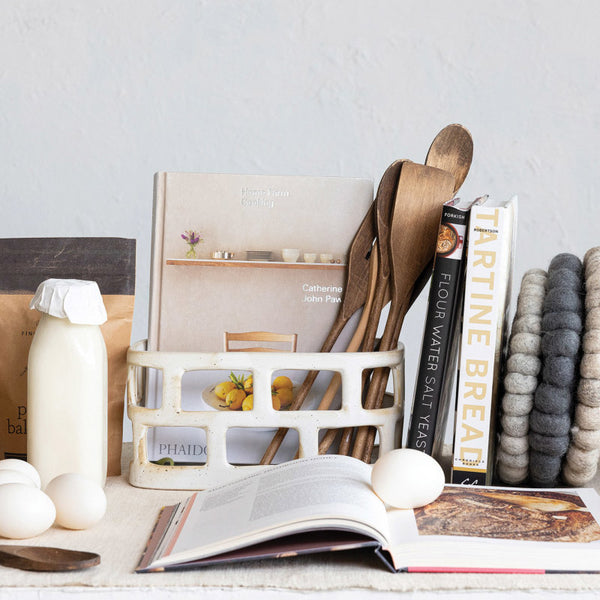 SPECKLED STONEWARE BASKET