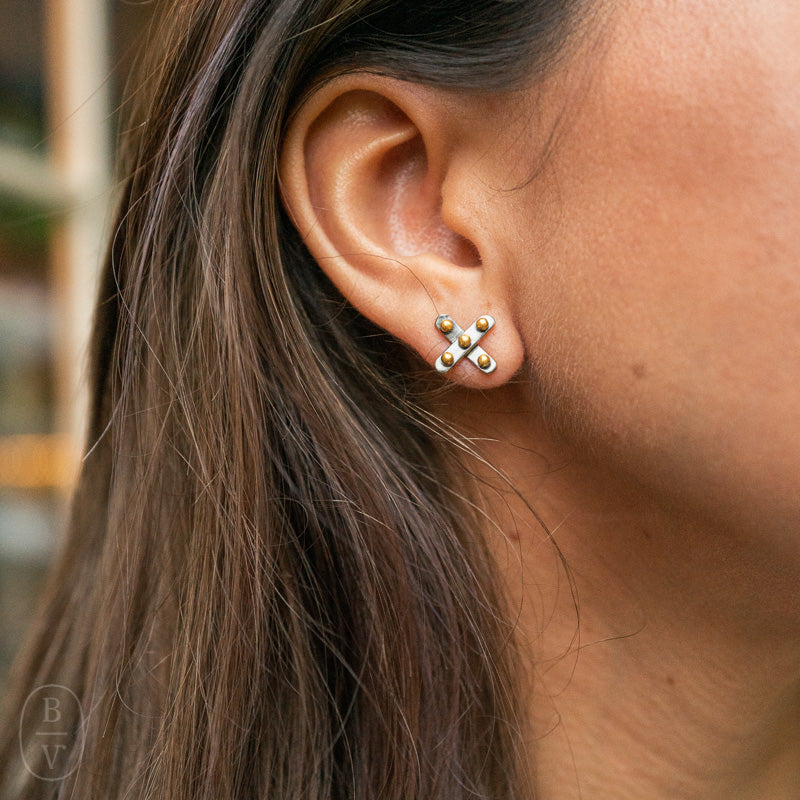 Julie Vos SOHO DEMI X STUD EARRINGS