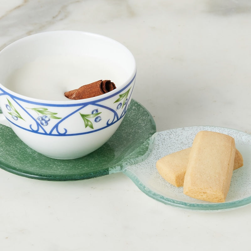 Europe 2 You GLASS SNACK AND TEA DUO PLATE