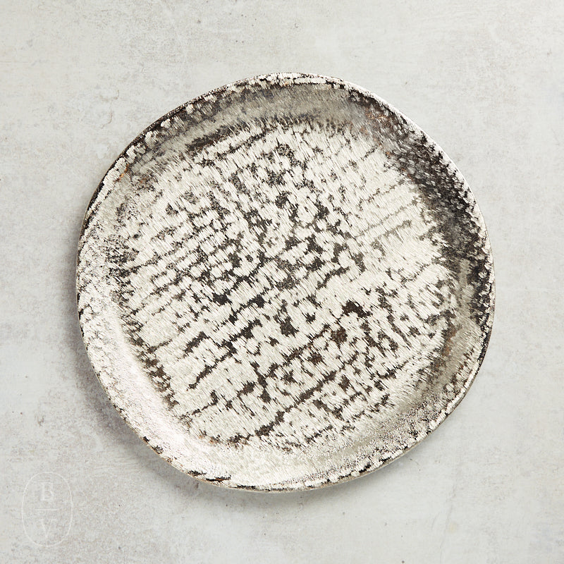 Saro Trading Co BRUSHED ALUMINUM CHARGER Silver