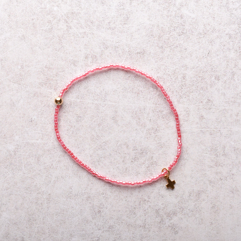 HOPE CLASSIC SIGNATURE CROSS SMALL GOLD CHARM BRACELET FW26
