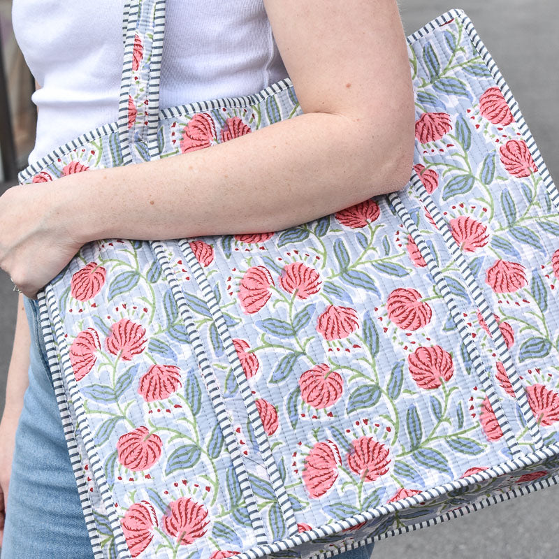 Queens Designs REGULAR QUILTED TOTE BAG