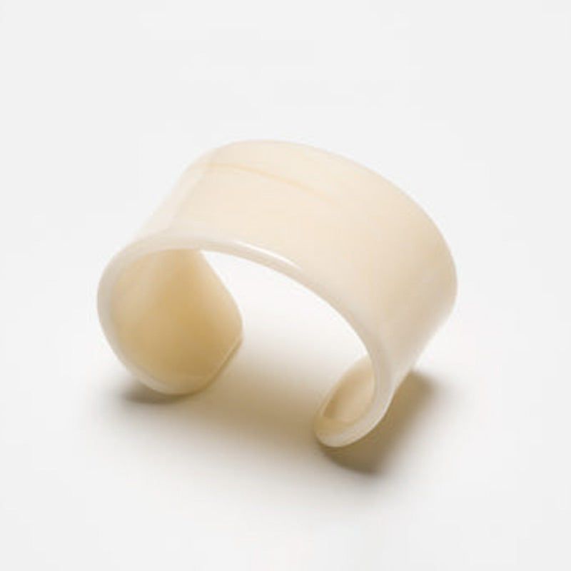 Europe 2 You ACRYLIC NAPKIN RING Ivory