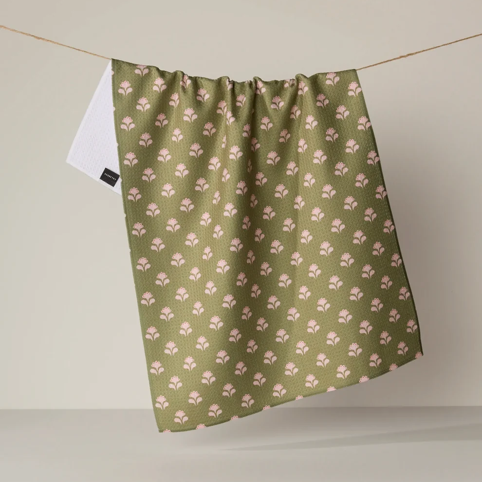 Geometry LUCKY FLOWERS TEA TOWEL