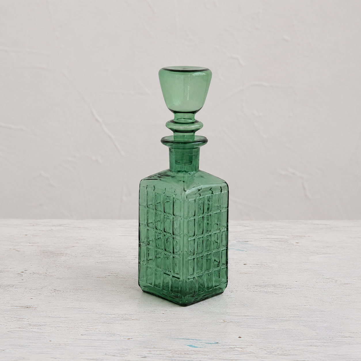 Creative Co-op DARK GREEN EMBOSSED GRID GLASS DECANTER WITH STOPPER