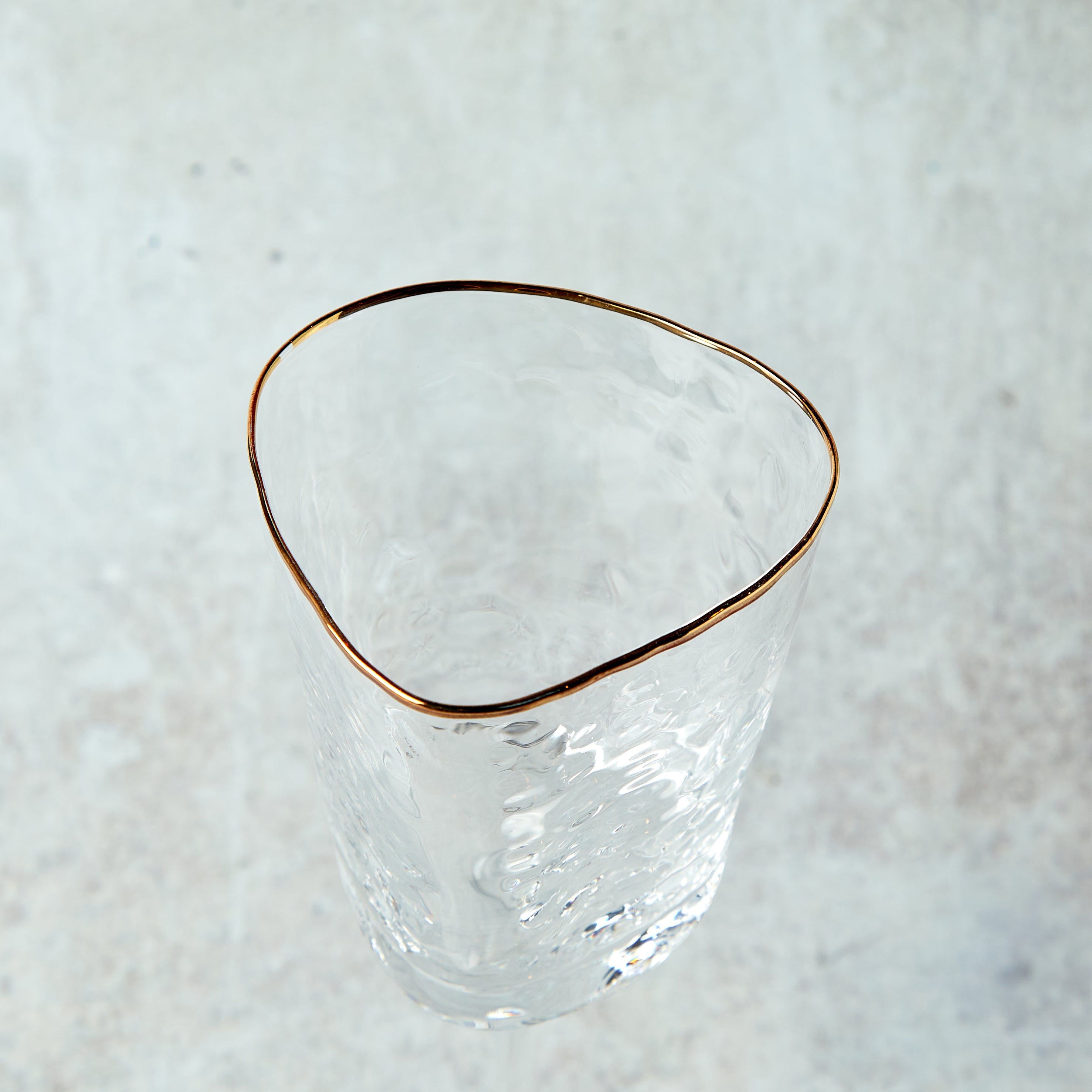 Zodax APERITIVO TRIANGULAR WINE GLASS