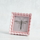 Creative Co-op RESIN RUFFLED PHOTO FRAME Blush 4x4