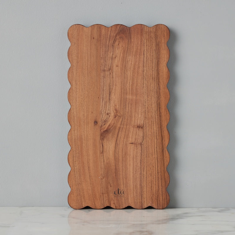 Europe 2 You SCALLOPED CUTTING BOARD Rectangle Medium