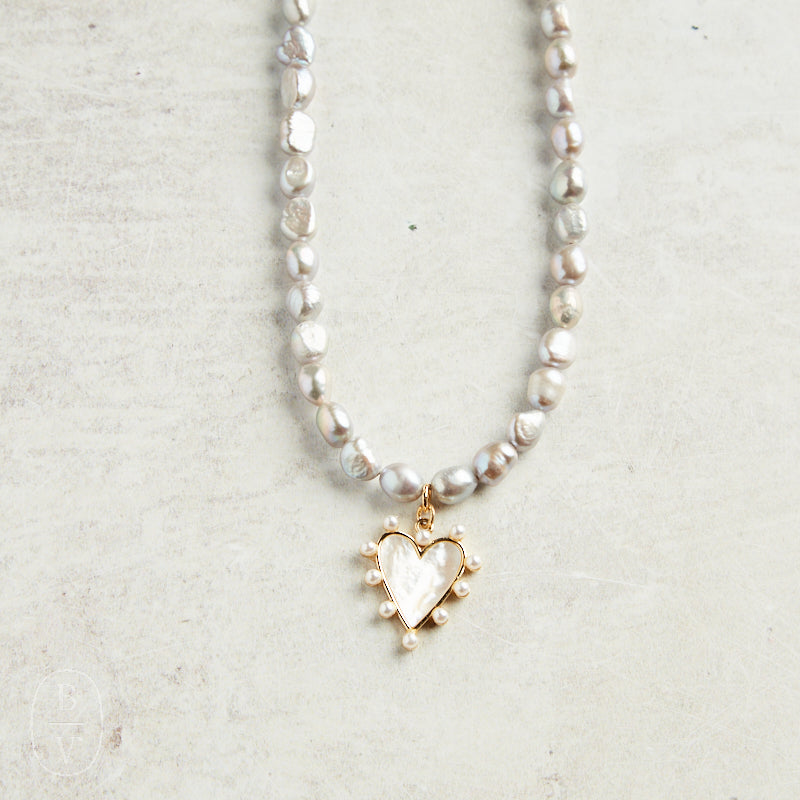 Virtue STUDDED PEARL HEART PEARL NECKLACE Grey