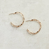 Virtue FLAT CHAIN LINK HOOP EARRINGS Gold Small