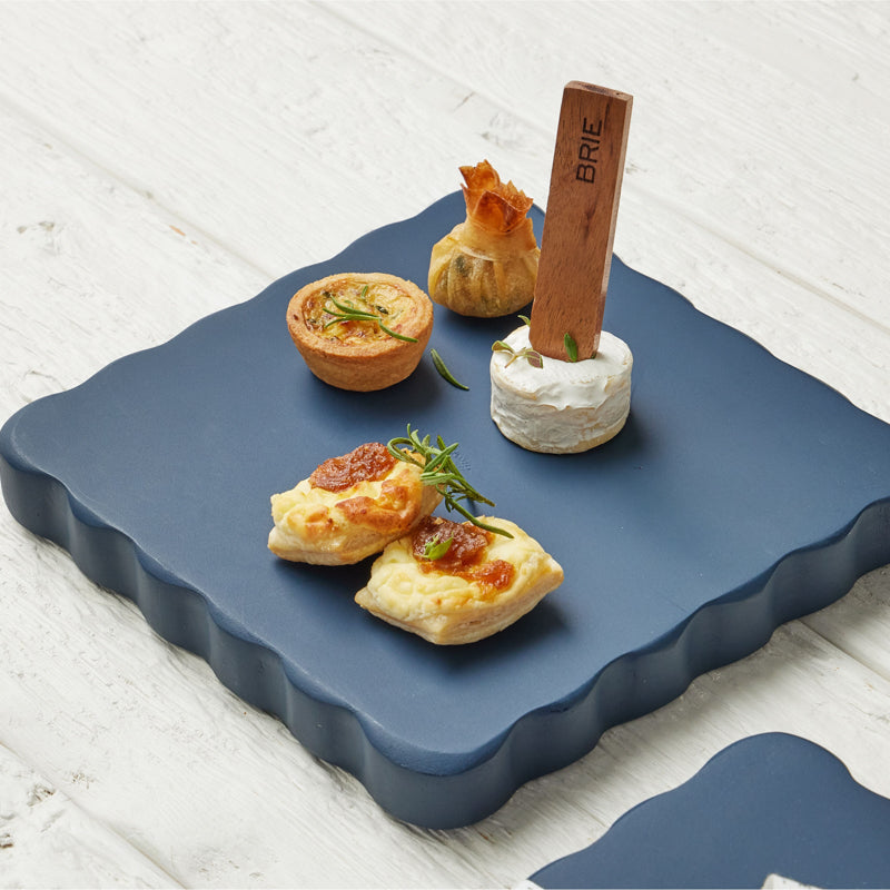 Europe 2 You SQUARE SCALLOPED CHEESE BOARD WITH MARKERS