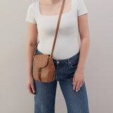 Hobo FERN ZIP FLAP CROSSBODY SS26