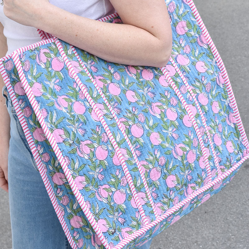 Queens Designs REGULAR QUILTED TOTE BAG