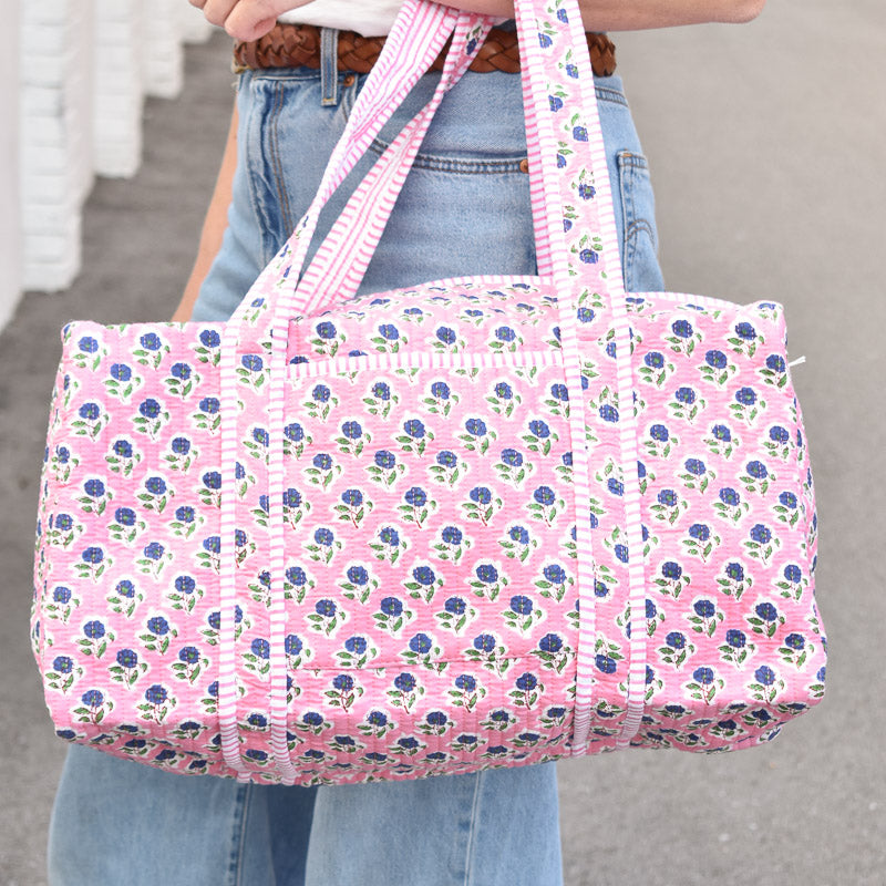 Queens Designs QUILTED DUFFEL BAG