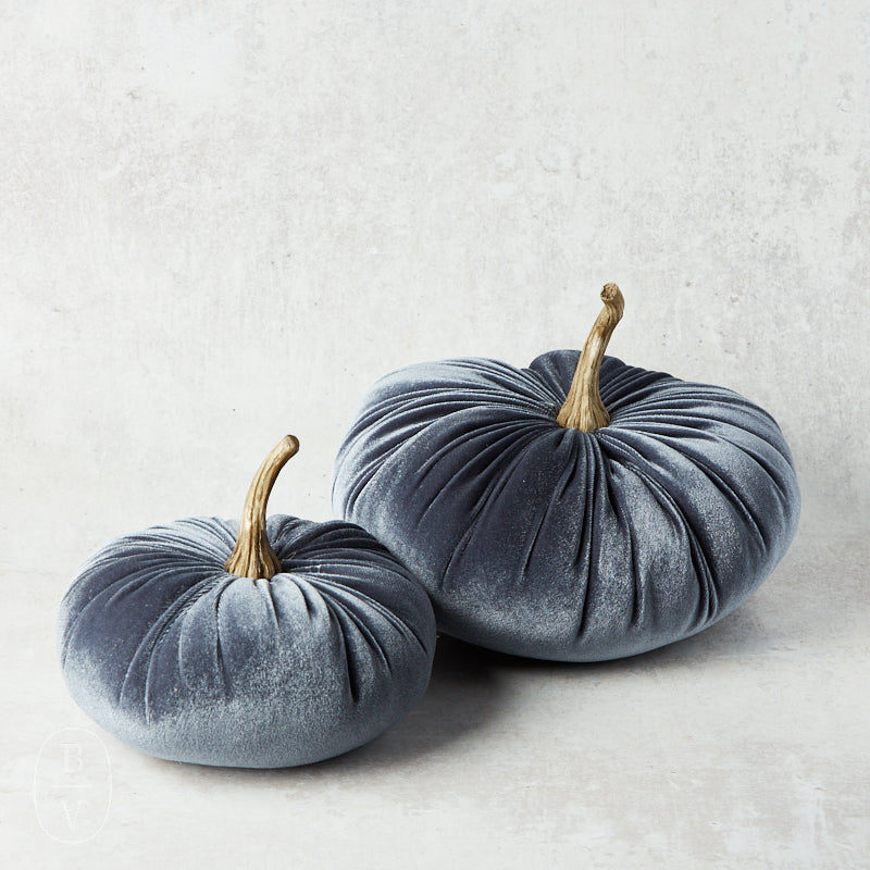 K and K Interiors VELVET STUFFED PUMPKIN