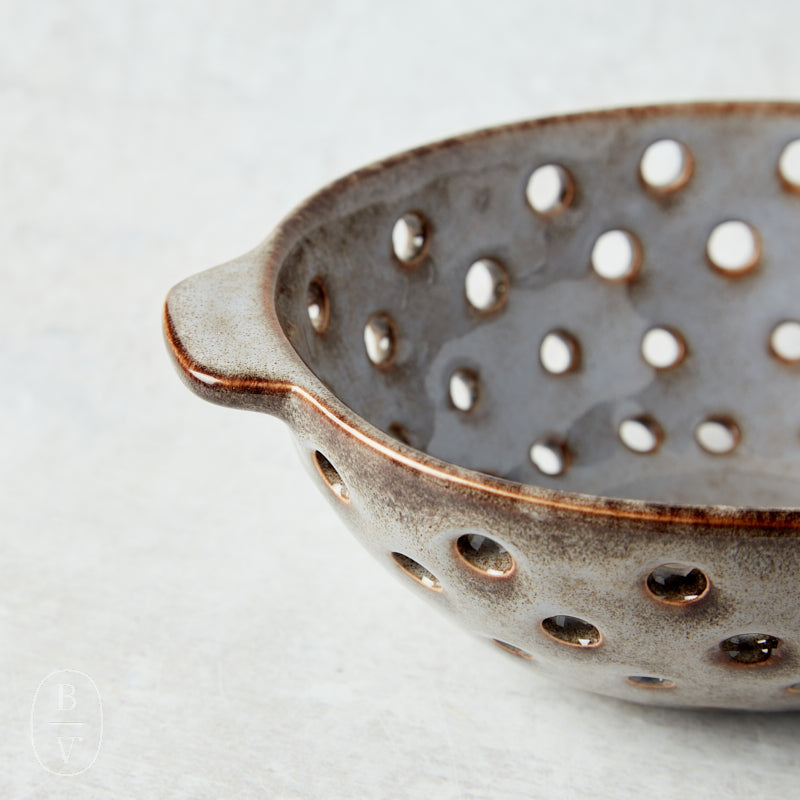 Creative Co-op REACTIVE GLAZE STONEWARE BERRY BOWL Brown