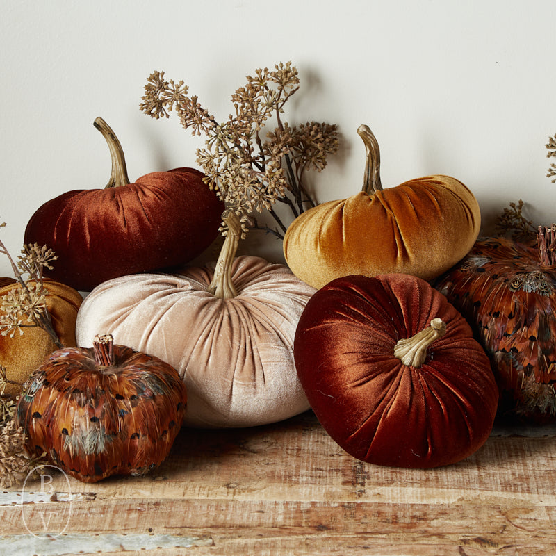 K and K Interiors VELVET STUFFED PUMPKIN