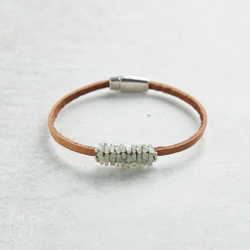 Martell Studio GREEN MOONSTONE PEARL LEATHER BRACELET G24-117