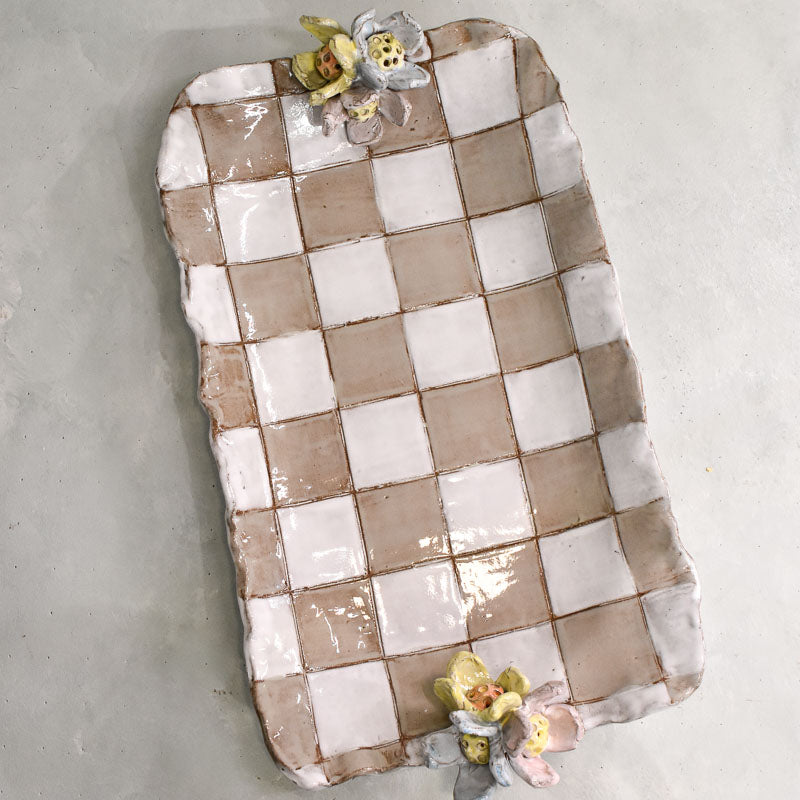 Dixie Pottery BARBARA JEAN 3 FLOWERS TRAY Mocha Check