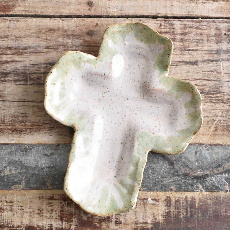 Etta B Pottery GIFTING CROSS Matcha Latte