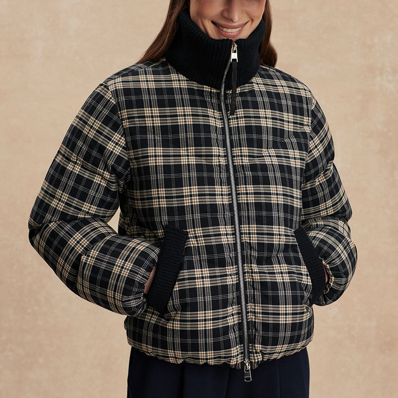 Varley BRYONY SHORT PUFFER JACKET Navy Check