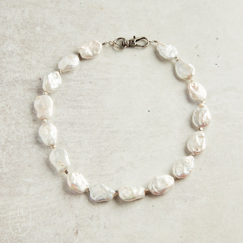 Virtue COIN PEARL NECKLACE White Silver