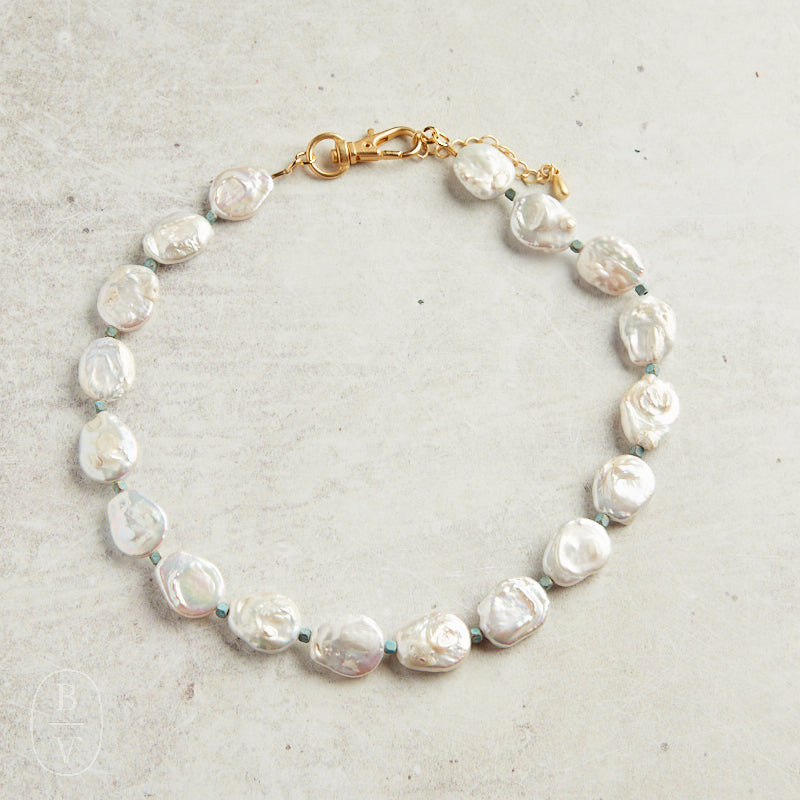 Virtue COIN PEARL NECKLACE White Turquoise