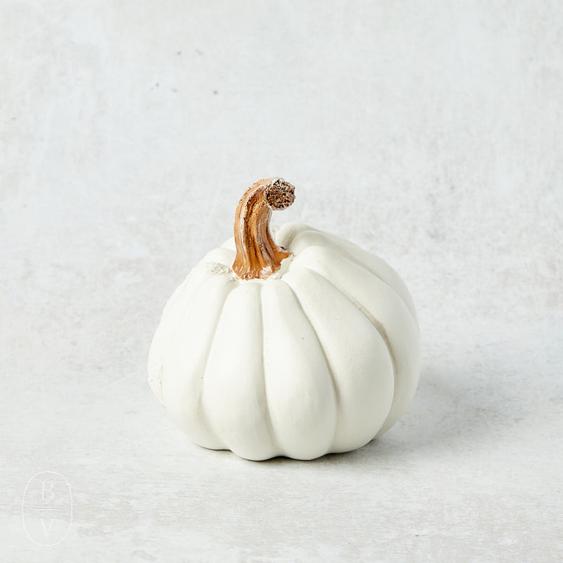 K and K Interiors RESIN PUMPKIN White A