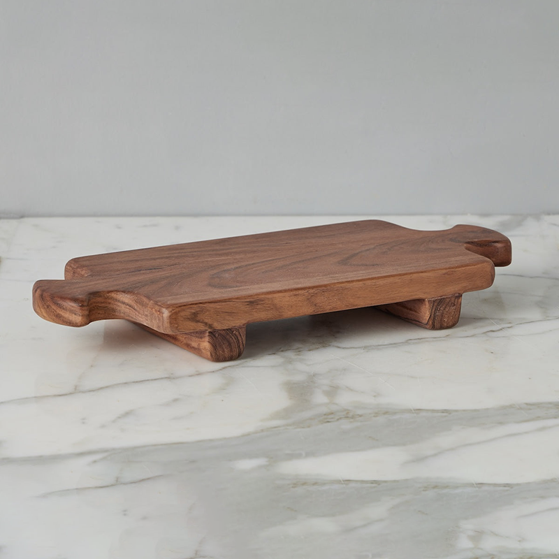 Europe 2 You NORMANDY WOOD RISER FOOTED TRAY Medium