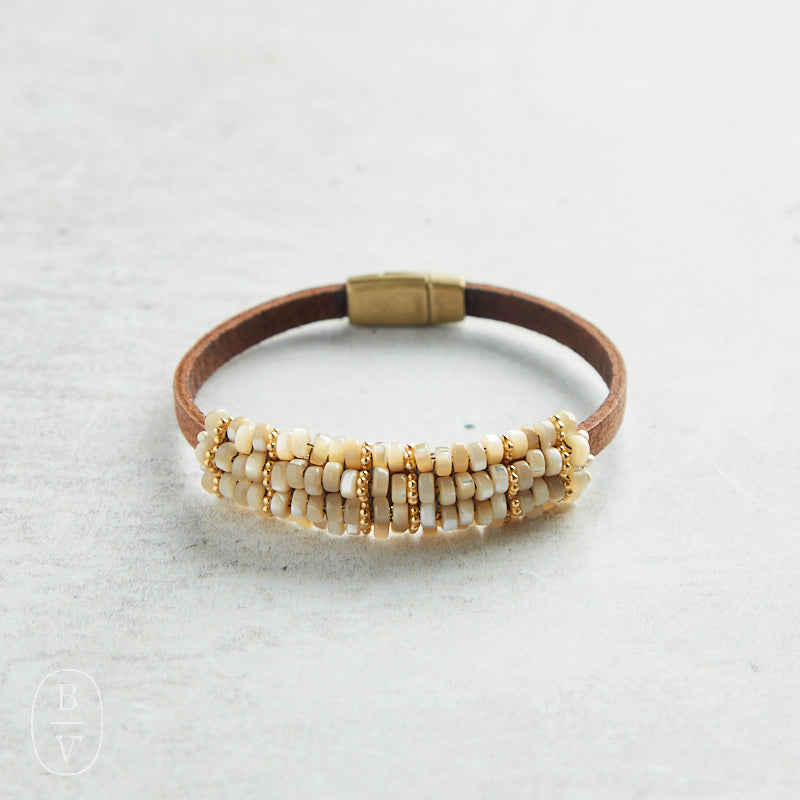 Martell Studio MOTHER OF PEARL LEATHER BRACELET G23-234