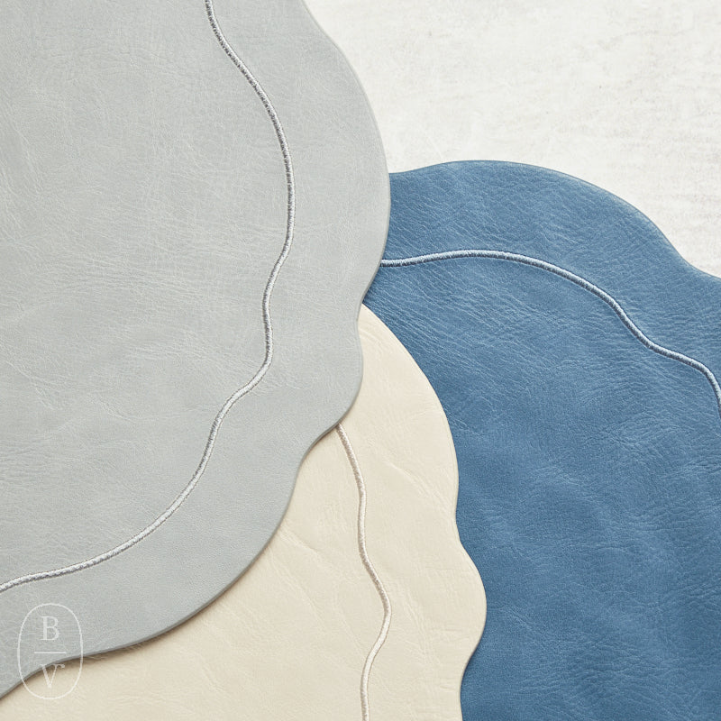 Kim Seybert TAILORED PLACEMAT