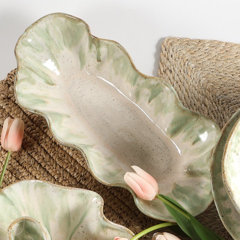 Etta B Pottery CENTERPIECE DISH Matcha Latte