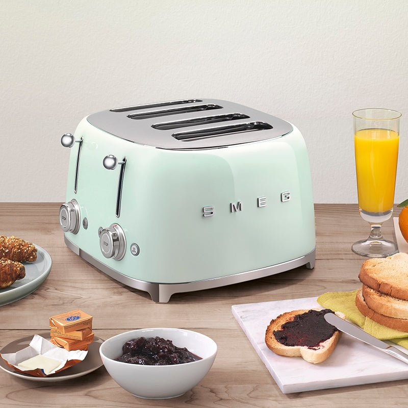  SMEG 2 Slice Retro Toaster (Pastel Green): Home & Kitchen