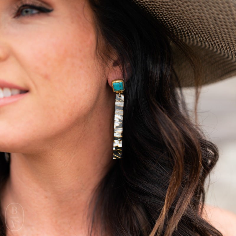 Virtue PLATED TURQUOISE POST ACRYLIC BAR EARRINGS White Stained Glass