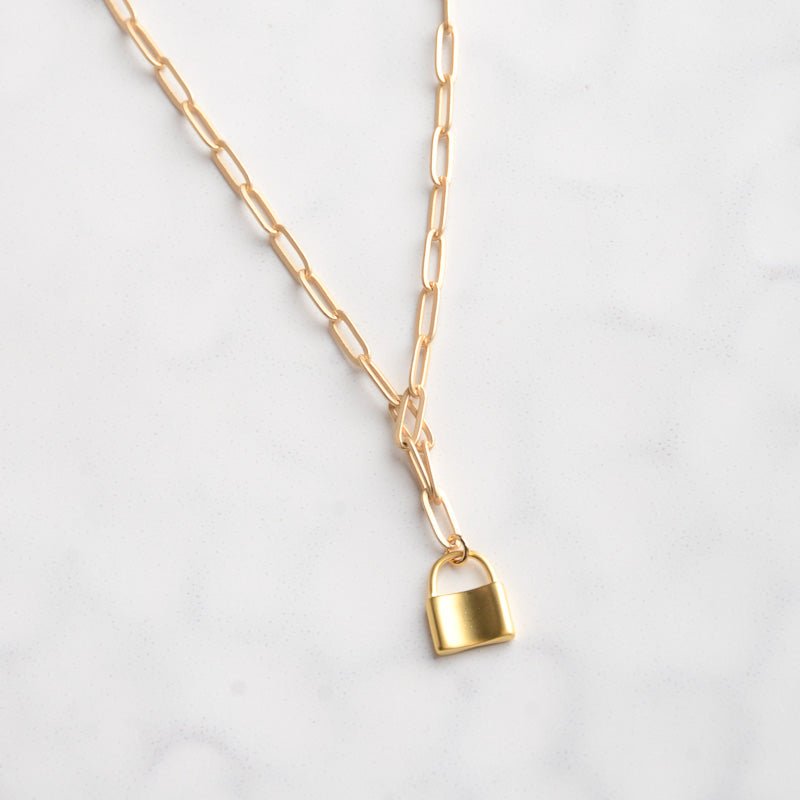 GOLD LARGE PAPERCLIP CHAIN LARGE LOCK NECKLACE - Virtue