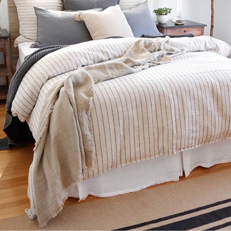 Pom Pom At Home LAUREL OVERSIZED THROW BLANKET