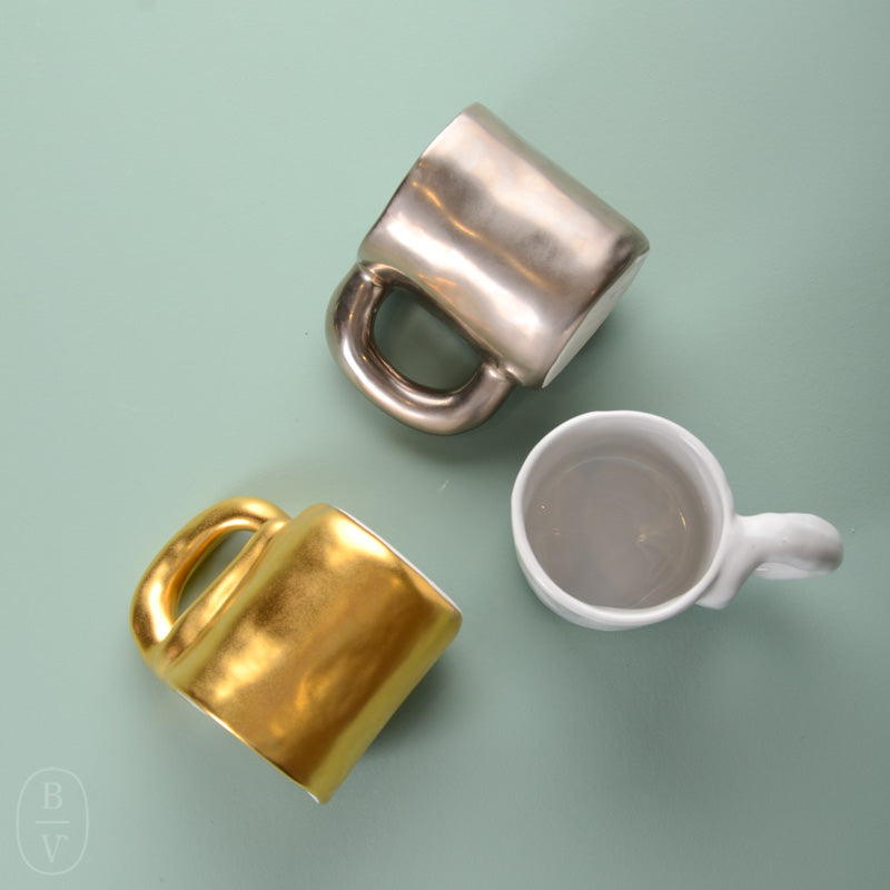 Montes Doggett MUG NO 205