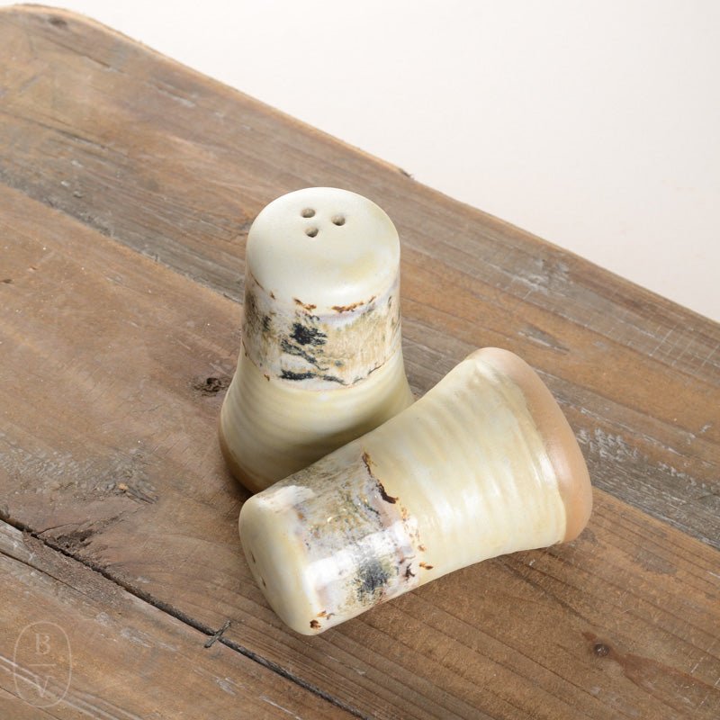 Etta B Pottery SALT AND PEPPER SET