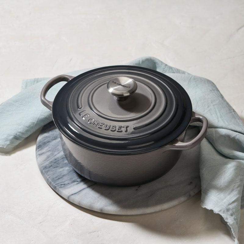 Le Creuset ROUND DUTCH OVEN