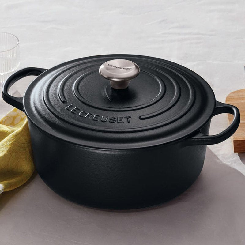 Le Creuset ROUND DUTCH OVEN