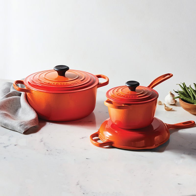 Le Creuset 5 PIECE SIGNATURE CAST IRON SET Flame