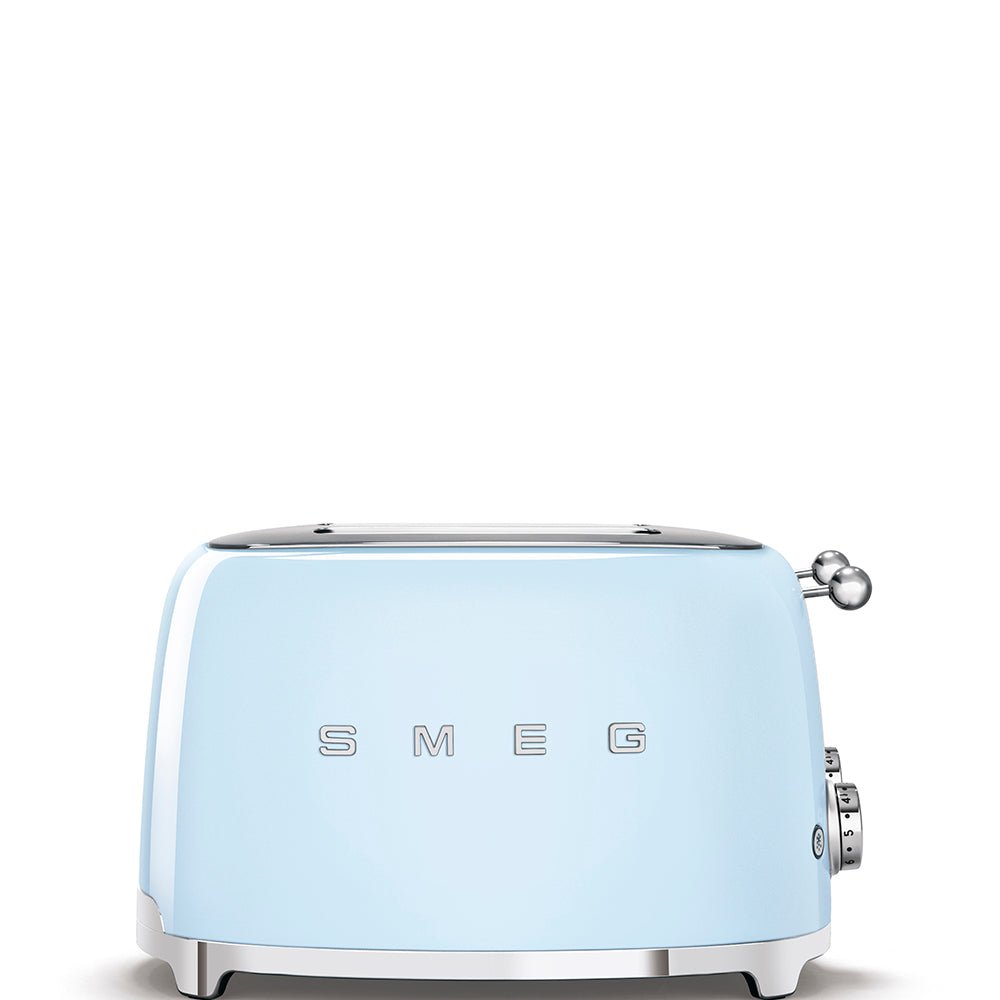 The Smeg Toaster Can Do More Than You Think